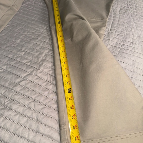 Cabela’s men’s tan/beige khaki work/dress pants straight stretch fit, sz 42 X 30 - Picture 2 of 10